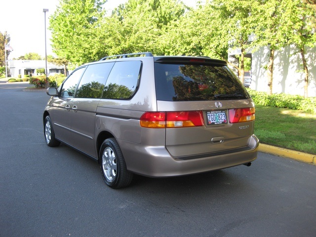 2003 Honda Odyssey EX Minivan / Bucket Seats/ Original 50,662 miles   - Photo 4 - Portland, OR 97217