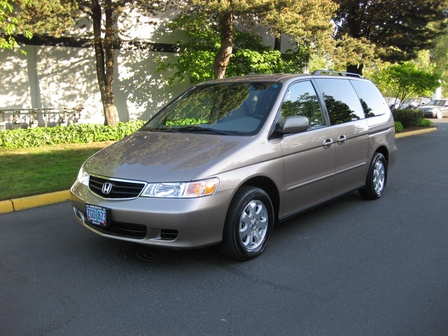 2003 Honda Odyssey EX Minivan / Bucket Seats/ Original 50,662 miles   - Photo 1 - Portland, OR 97217