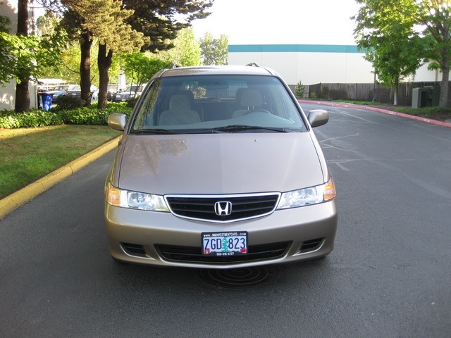 2003 Honda Odyssey EX Minivan / Bucket Seats/ Original 50,662 miles   - Photo 2 - Portland, OR 97217