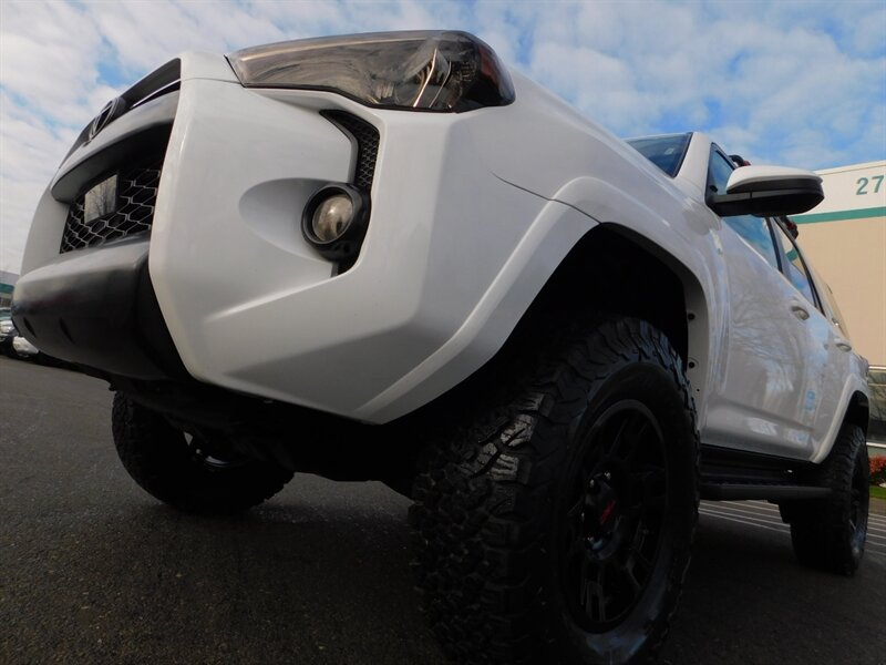 2020 Toyota 4Runner TRD PRO CUSTOM UPGRADE / TRD Pro Leather / LIFTED - Photo 9 - Portland, OR 97217