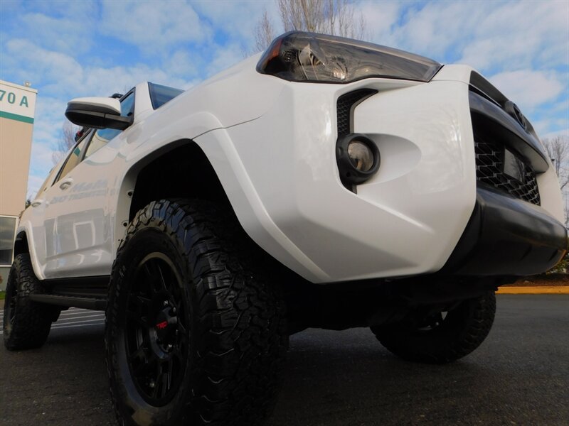 2020 Toyota 4Runner TRD PRO CUSTOM UPGRADE / TRD Pro Leather / LIFTED - Photo 10 - Portland, OR 97217