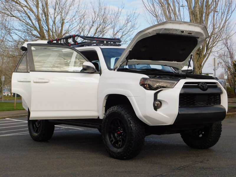 2020 Toyota 4Runner TRD PRO CUSTOM UPGRADE / TRD Pro Leather / LIFTED - Photo 32 - Portland, OR 97217