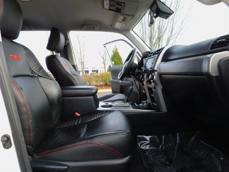 2020 Toyota 4Runner TRD PRO CUSTOM UPGRADE / TRD Pro Leather / LIFTED - Photo 18 - Portland, OR 97217