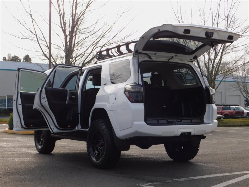 2020 Toyota 4Runner TRD PRO CUSTOM UPGRADE / TRD Pro Leather / LIFTED - Photo 27 - Portland, OR 97217