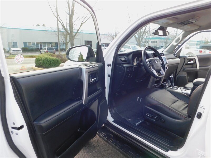 2020 Toyota 4Runner TRD PRO CUSTOM UPGRADE / TRD Pro Leather / LIFTED - Photo 13 - Portland, OR 97217