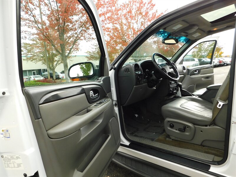 2004 GMC Envoy XUV SLT 4WD / Leather Heated / Excel Cond   - Photo 12 - Portland, OR 97217