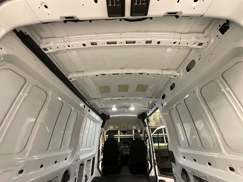 2021 Ford Transit 250 LWB Medium Roof Cargo Van / 3.5L V6 / 15K MILE  / Backup Camera / 1-Owner local / Very Clean - Photo 34 - Gladstone, OR 97027