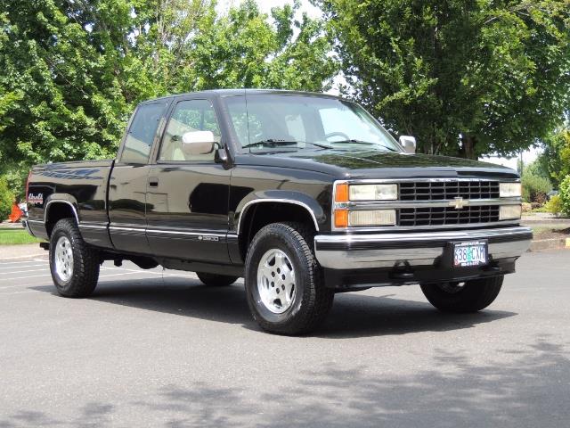 1993 Chevrolet K2500 Silverado 2dr K2500 Silverado   - Photo 2 - Portland, OR 97217