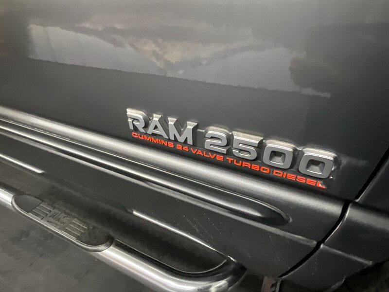2002 Dodge Ram 2500 Laramie Quad Cab 4X4 / 5.9L CUMMINS DIESEL / LIFT  LIFTED w/ BRAND NEW WHEELS & TIRES / 1-OWNER / 120,000 MILES - Photo 26 - Gladstone, OR 97027