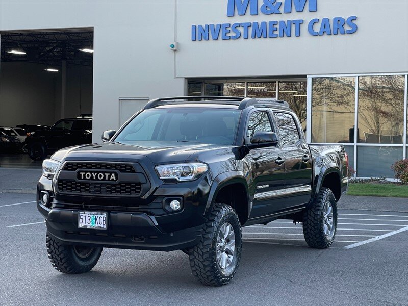 2017 Toyota Tacoma V6 Double Cab 4X4 1-Owner 12,320MILE LIFTED TRD GR   - Photo 1 - Portland, OR 97217