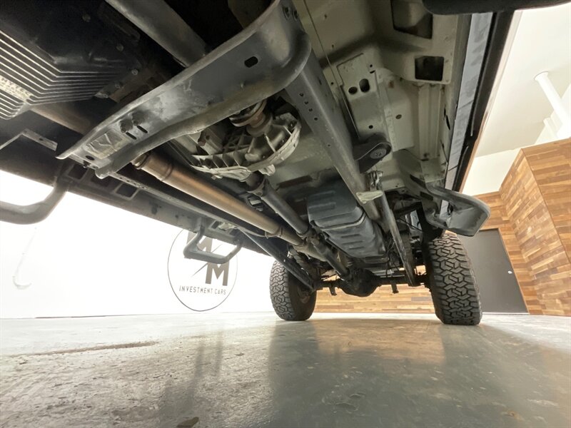 2001 Ford F-250 Lariat 7.3L DIESEL 4X4 / LIFTED w.37inc MUD TIRES / LONG BED / ZERO RUST / LEATEHR HEATED SEATS - Photo 49 - Gladstone, OR 97027