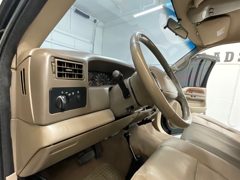 2001 Ford F-250 Lariat 7.3L DIESEL 4X4 / LIFTED w.37inc MUD TIRES / LONG BED / ZERO RUST / LEATEHR HEATED SEATS - Photo 36 - Gladstone, OR 97027