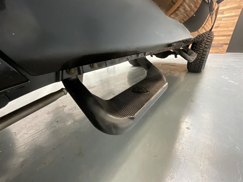 2001 Ford F-250 Lariat 7.3L DIESEL 4X4 / LIFTED w.37inc MUD TIRES / LONG BED / ZERO RUST / LEATEHR HEATED SEATS - Photo 47 - Gladstone, OR 97027