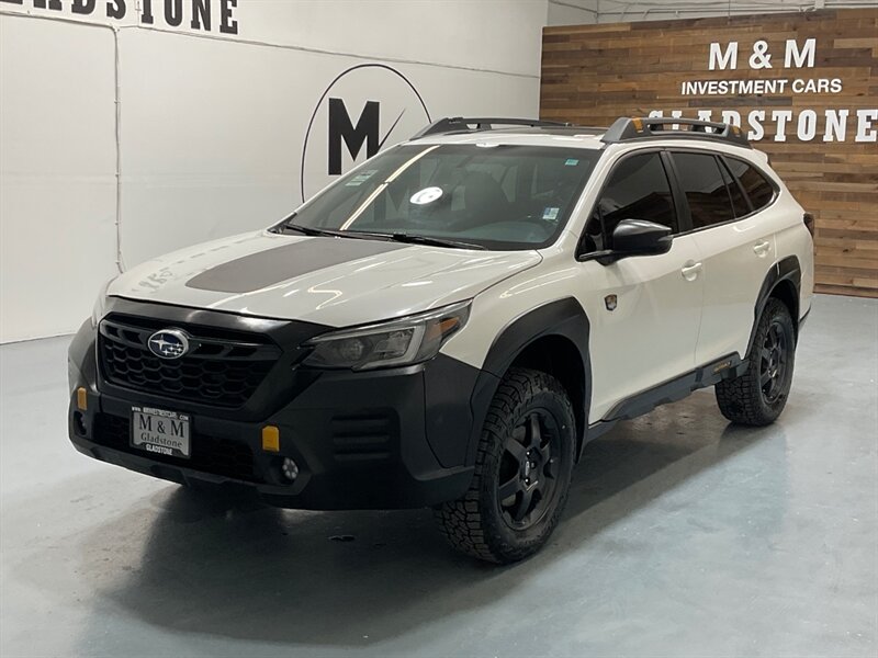 2022 Subaru Outback Wilderness Wagon AWD / Sunroof / Leather / 1-OWNER / Navi & Camera / Leather heated Seats - Photo 1 - Gladstone, OR 97027