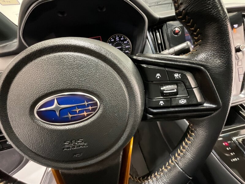 2022 Subaru Outback Wilderness Wagon AWD / Sunroof / Leather / 1-OWNER / Navi & Camera / Leather heated Seats - Photo 18 - Gladstone, OR 97027