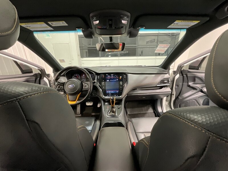 2022 Subaru Outback Wilderness Wagon AWD / Sunroof / Leather / 1-OWNER / Navi & Camera / Leather heated Seats - Photo 37 - Gladstone, OR 97027