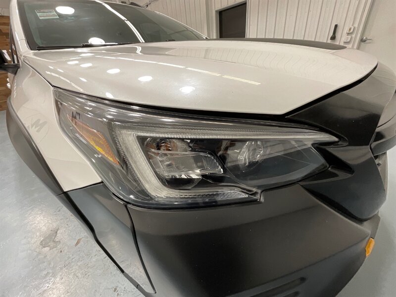 2022 Subaru Outback Wilderness Wagon AWD / Sunroof / Leather / 1-OWNER / Navi & Camera / Leather heated Seats - Photo 27 - Gladstone, OR 97027