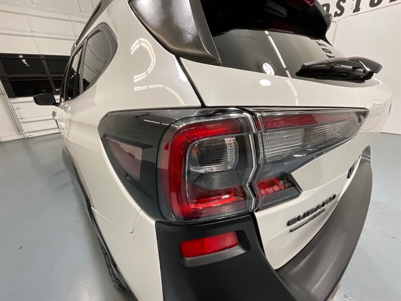 2022 Subaru Outback Wilderness Wagon AWD / Sunroof / Leather / 1-OWNER / Navi & Camera / Leather heated Seats - Photo 28 - Gladstone, OR 97027