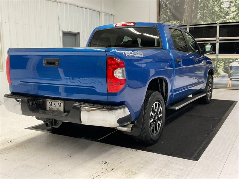 2016 Toyota Tundra TRD OFF RD CrewMax 4X4 / 5.7L V8 /Leather/ 1-OWNER  /Backup Camera / LOCAL OREGON TRUCK / RUST FREE / LEATHER SEATS / 85,000 MILES - Photo 7 - Gladstone, OR 97027