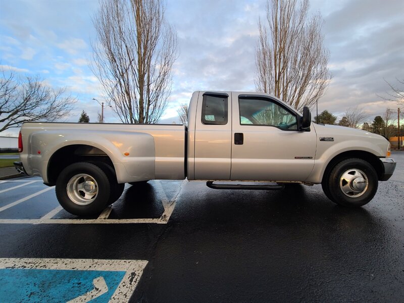 1999 Ford F-350 Super Duty DUALLY / 2WD / LONG BED / 7.3 L DIESEL / 6-SPEED  MANUAL / SUPER DUTY / POWERSTROKE / TURBO / 126,000 MILES / NO RUST / 1-OWNER - Photo 4 - Portland, OR 97217