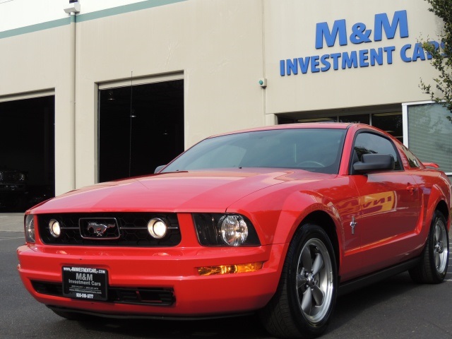 2006 Ford Mustang V6 Premium / Leather/ 5-Speed Manual   - Photo 1 - Portland, OR 97217