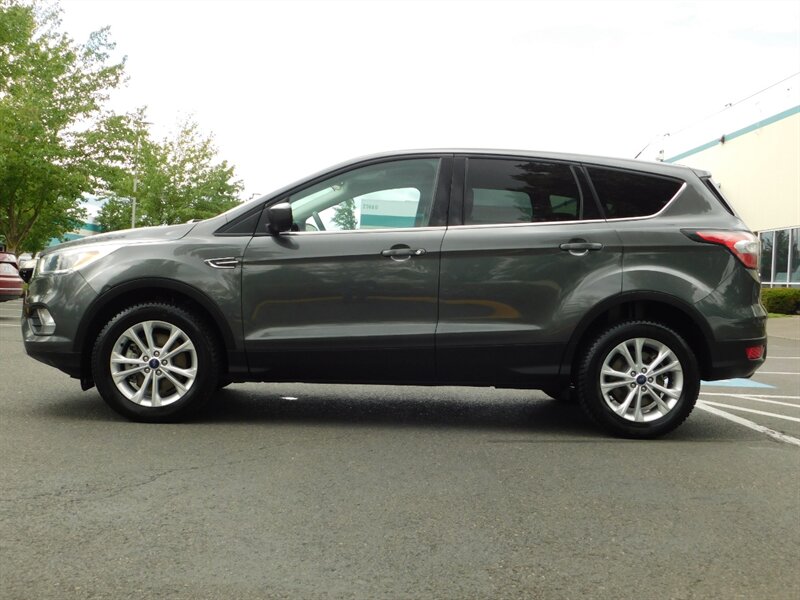 2017 Ford Escape SE / AWD / 1-OWNER / Backup Camera / Excel Cond - Photo 3 - Portland, OR 97217