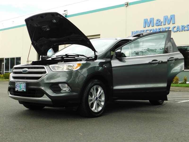 2017 Ford Escape SE / AWD / 1-OWNER / Backup Camera / Excel Cond - Photo 25 - Portland, OR 97217