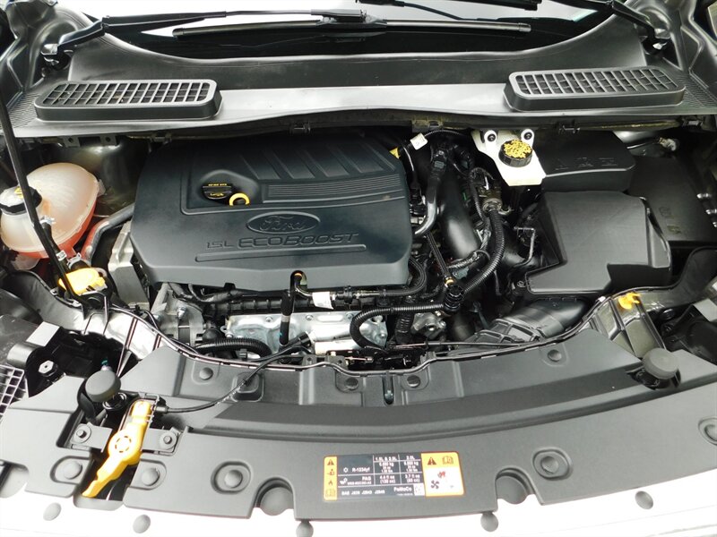 2017 Ford Escape SE / AWD / 1-OWNER / Backup Camera / Excel Cond - Photo 33 - Portland, OR 97217