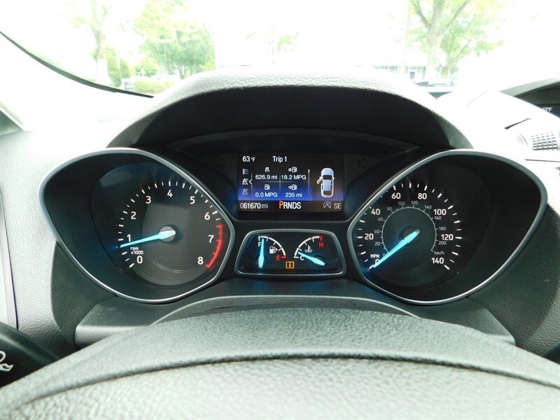 2017 Ford Escape SE / AWD / 1-OWNER / Backup Camera / Excel Cond - Photo 37 - Portland, OR 97217