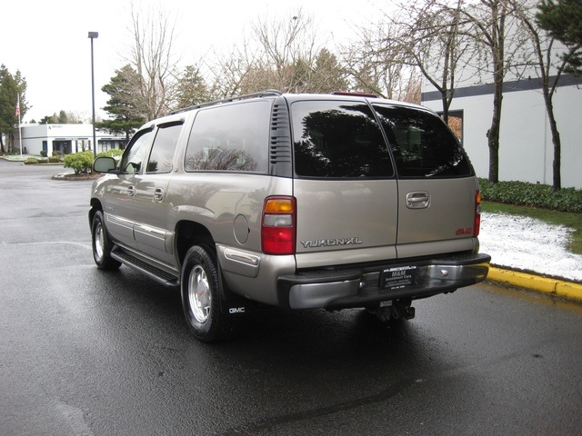 2002 GMC Yukon XL 1500 SLT/ 4WD/ Leather/3rd Seat   - Photo 3 - Portland, OR 97217