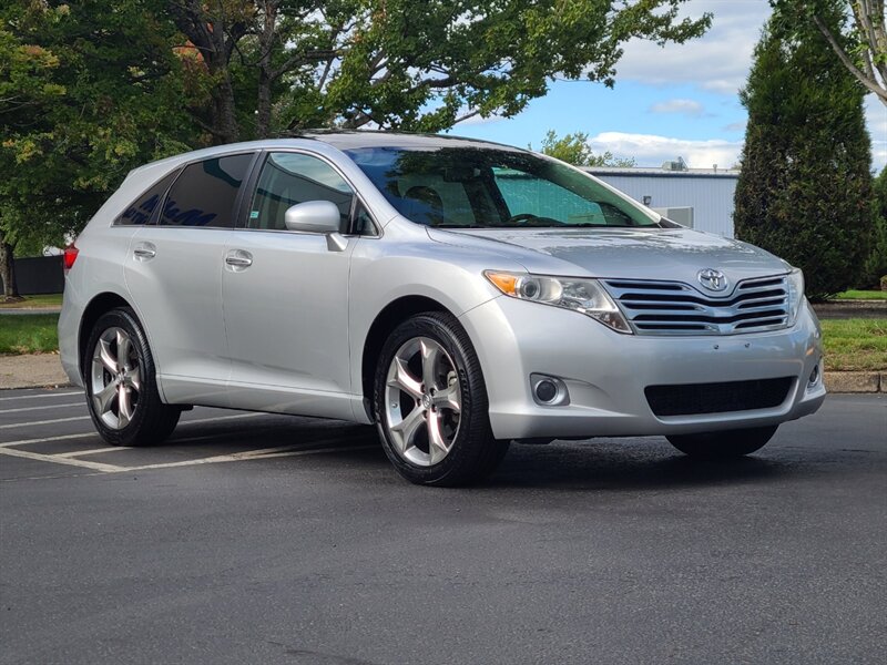 2009 Toyota Venza XLE V6 / AWD / LEATHER / CAM / PANORAMIC ROOF  / All Wheel Drive / Fully Loaded - Photo 2 - Portland, OR 97217