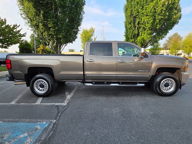 2015 Chevrolet Silverado 3500 LTZ 4X4 LONG BED 6.6L DURAMAX DIESEL ALLISON 1-TON  / Z-71 4X4 / LEATHER / SUNROOF / FULLY LOADED - Photo 4 - Portland, OR 97217