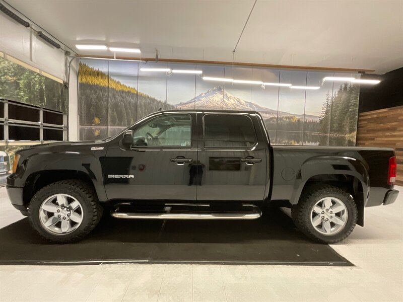 2013 GMC Sierra 1500 SLT Crew Cab 4X4 / 6.2L V8 / Leather / Sunroof  / Heated Seats / ALL TERRAIN PKG / Z-71 OFF RD / 86,000 MILES - Photo 3 - Gladstone, OR 97027