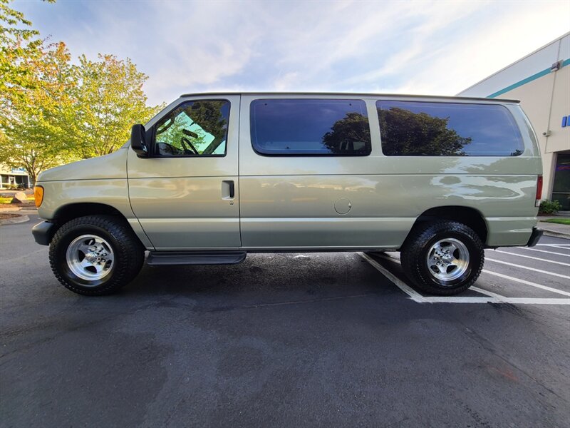 2005 Ford E-Series Van E350 Super Duty 1-TON / 8 PASSENGER / LOW  MILES  / LOCAL FRESH TRADE / NO RUST / Excellent Condition - Photo 3 - Portland, OR 97217