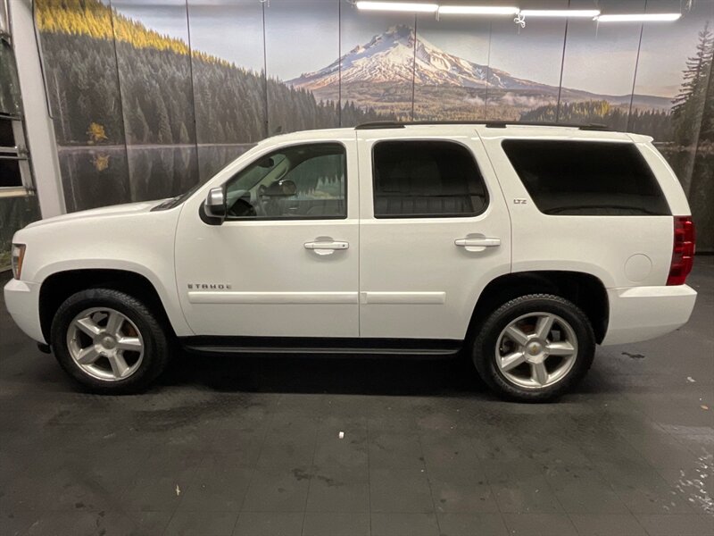 2007 Chevrolet Tahoe LTZ Sport Utility 4X4 / Leather / DVD / Navigation  Backup Camera / Sunroof / 3RD ROW SEAT / SHARP & CLEAN !! - Photo 3 - Gladstone, OR 97027