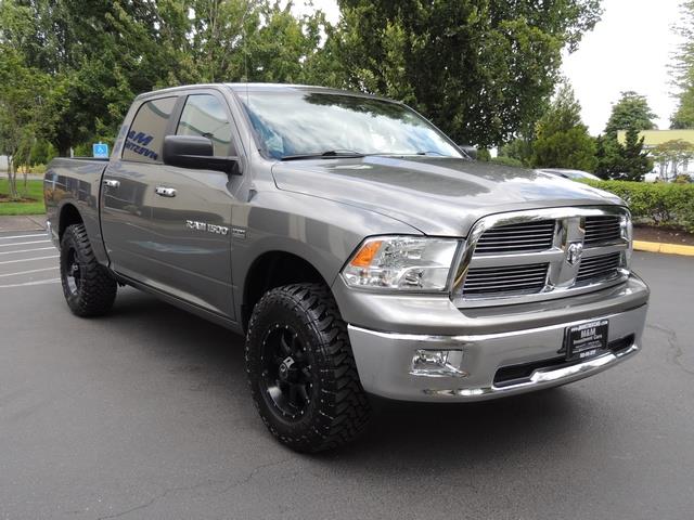 2012 RAM 1500 Big Horn Crew Cab  / 4X4 / 1-OWNER / LIFTED   - Photo 2 - Portland, OR 97217