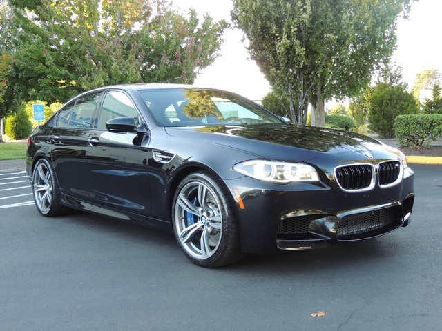 2014 BMW M5 TWIN TURBO 8 CYLINDER WITH 560HP 3.8SEC 0-60   - Photo 2 - Portland, OR 97217