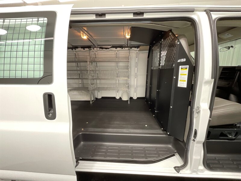 2012 Chevrolet Express 1500 Cargo Van / 4.3L 6Cyl / Local Van / CLEAN   - Photo 15 - Gladstone, OR 97027