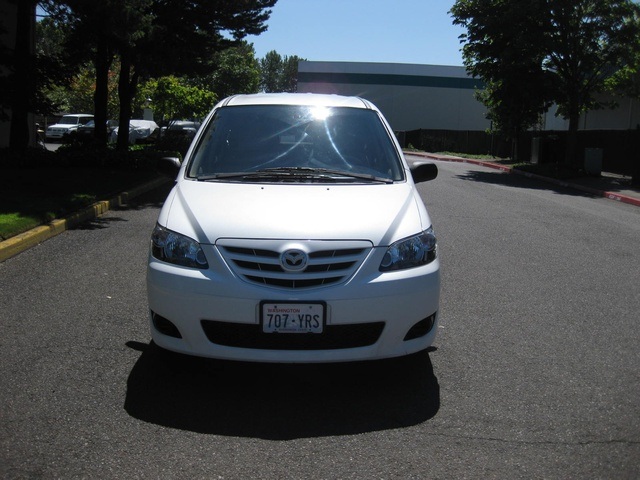 2005 Mazda MPV LX MInivan   - Photo 2 - Portland, OR 97217