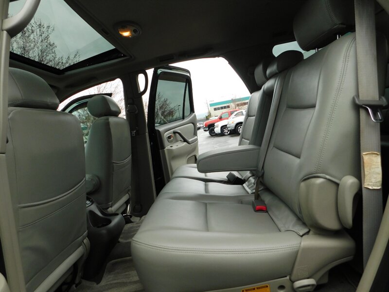 2003 Toyota Sequoia 4WD LEATHER SEATS / 8-PASS / 2-OWNER OREGON SUV   - Photo 15 - Portland, OR 97217