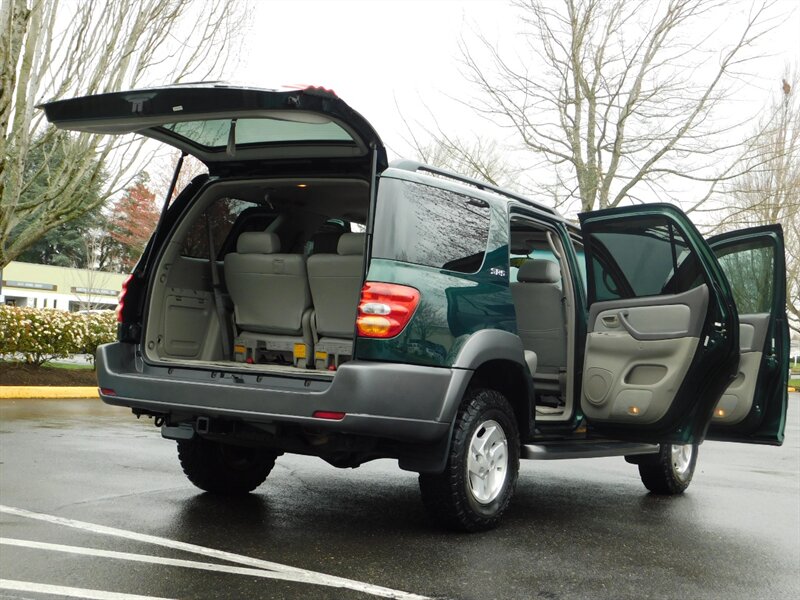 2003 Toyota Sequoia 4WD LEATHER SEATS / 8-PASS / 2-OWNER OREGON SUV   - Photo 28 - Portland, OR 97217