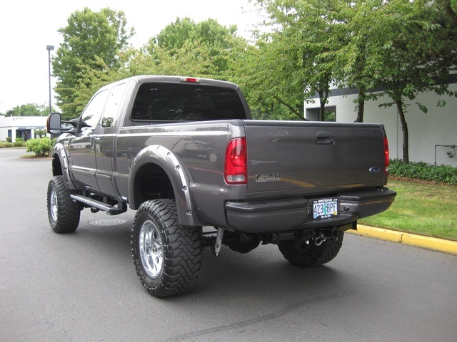 2005 Ford F-250 Super Duty XLT/ 4WD/DIESEL/ Leather /LIFTED   - Photo 3 - Portland, OR 97217