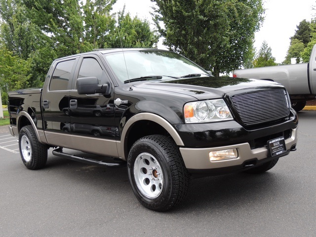 2005 Ford F-150 King Ranch / Crew Cab / 4X4 / Leather / Sunroof   - Photo 2 - Portland, OR 97217