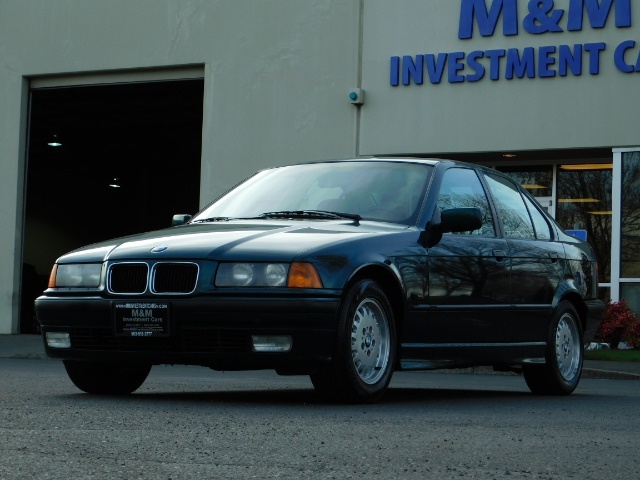 1996 BMW 328i / 4Dr  / Leather / 5-SPEED MANUAL / 1-OWNER   - Photo 1 - Portland, OR 97217