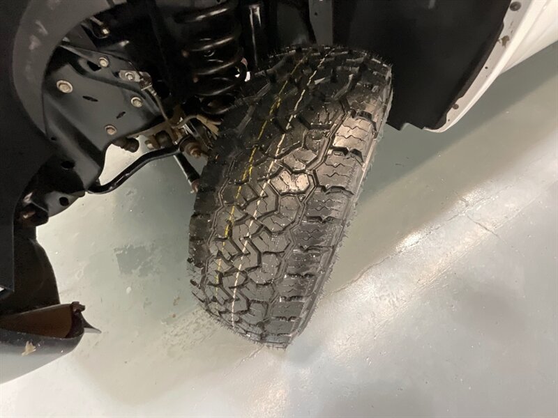 2008 Ford F-250 4x4 / Utility Bed / XL / 5.4L V8 / 69K MILES / ZERO RUST / Towing Pkg / Utility Bed - Photo 24 - Gladstone, OR 97027