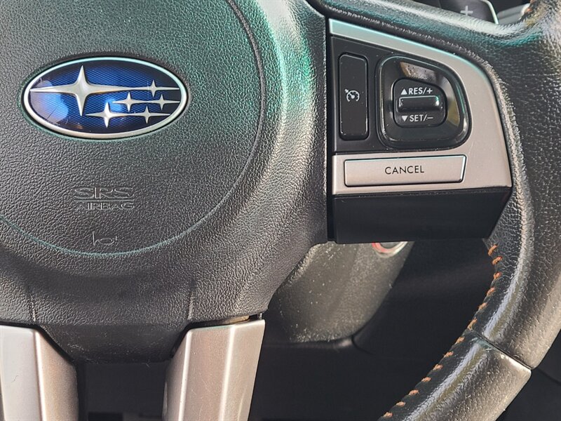 2016 Subaru Crosstrek 2.0i LIMITED AWD / PADDLE SHIF photo