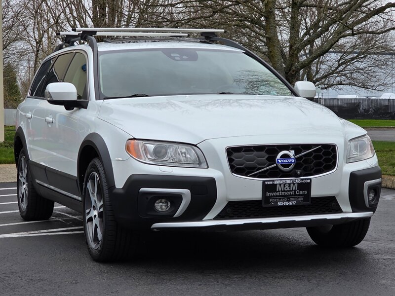 2015 Volvo XC70 T6 Platinum Cross Country AWD EVERY OPTION POSIBLE  / HEATED LEATHER / BLIND SPOT MONITOR / ADAPTIVE CRUISE / LANE ALERT / PARK ASSIST