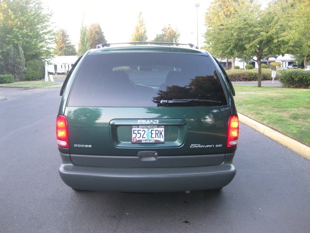 1997 Dodge Grand Caravan SE All Wheel Drive /Minivan/Captain Chairs/Leather   - Photo 4 - Portland, OR 97217