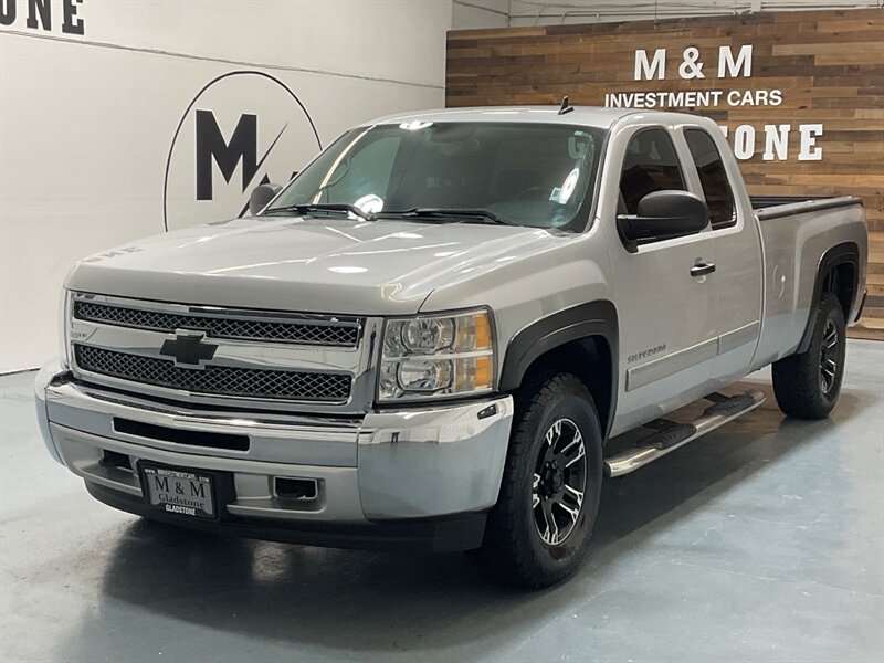 2013 Chevrolet Silverado 1500 LT Extended Cab 4dr 4X4 / 5.3L 8Cyl / LOCAL TRUCK  / ZERO RUST / LONG BED