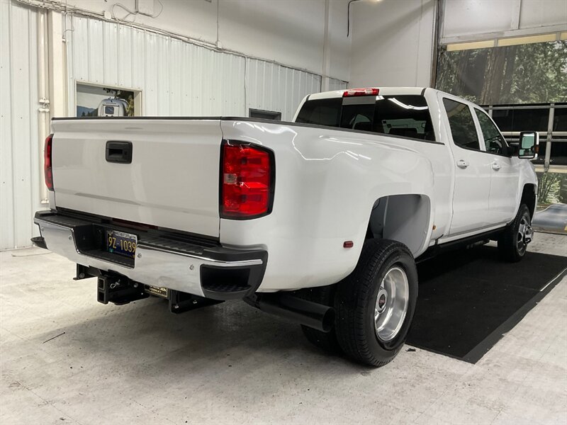 2016 Chevrolet Silverado 3500 LTZ Z71 Off Rd 4X4 / 6.6L DIESEL / DUALLY / LOADED  / Leather w. Heated & Cooled Seats / Rear Airbags / Dually - Photo 8 - Gladstone, OR 97027